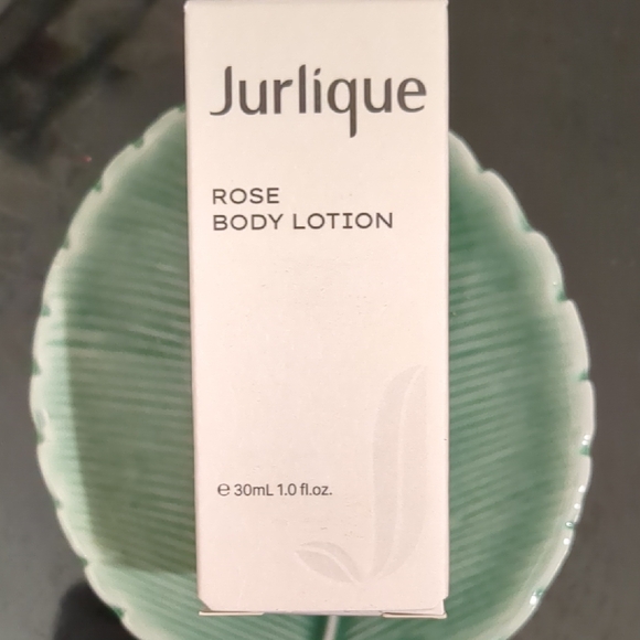 Body Lotion - Picture 1 of 3